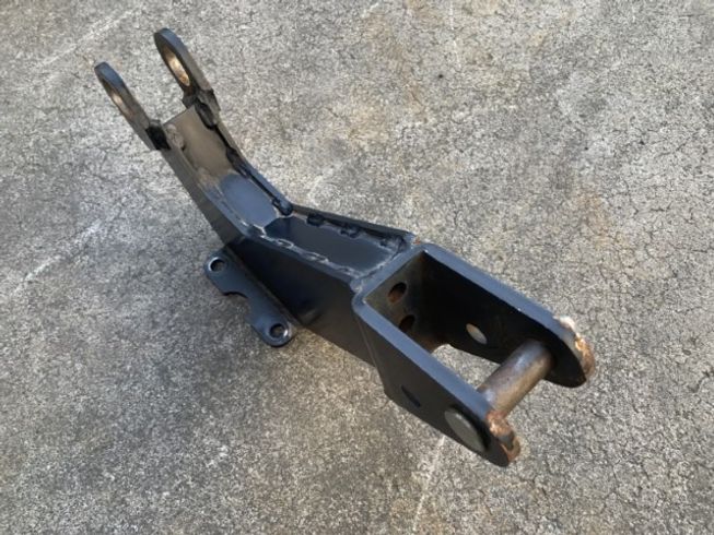 部品（パーツ） トラクターA1組替ヒッチ フレールモアFM117/157/187-U用 写真３